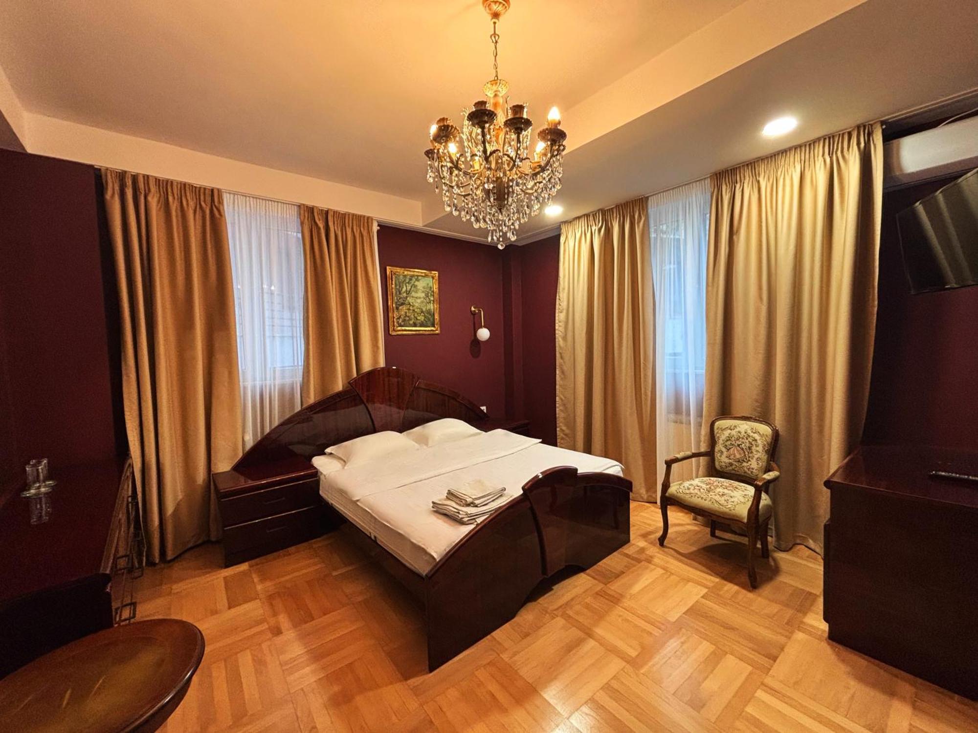 Vila A&B บูคาเรสต์ ภายนอก รูปภาพ