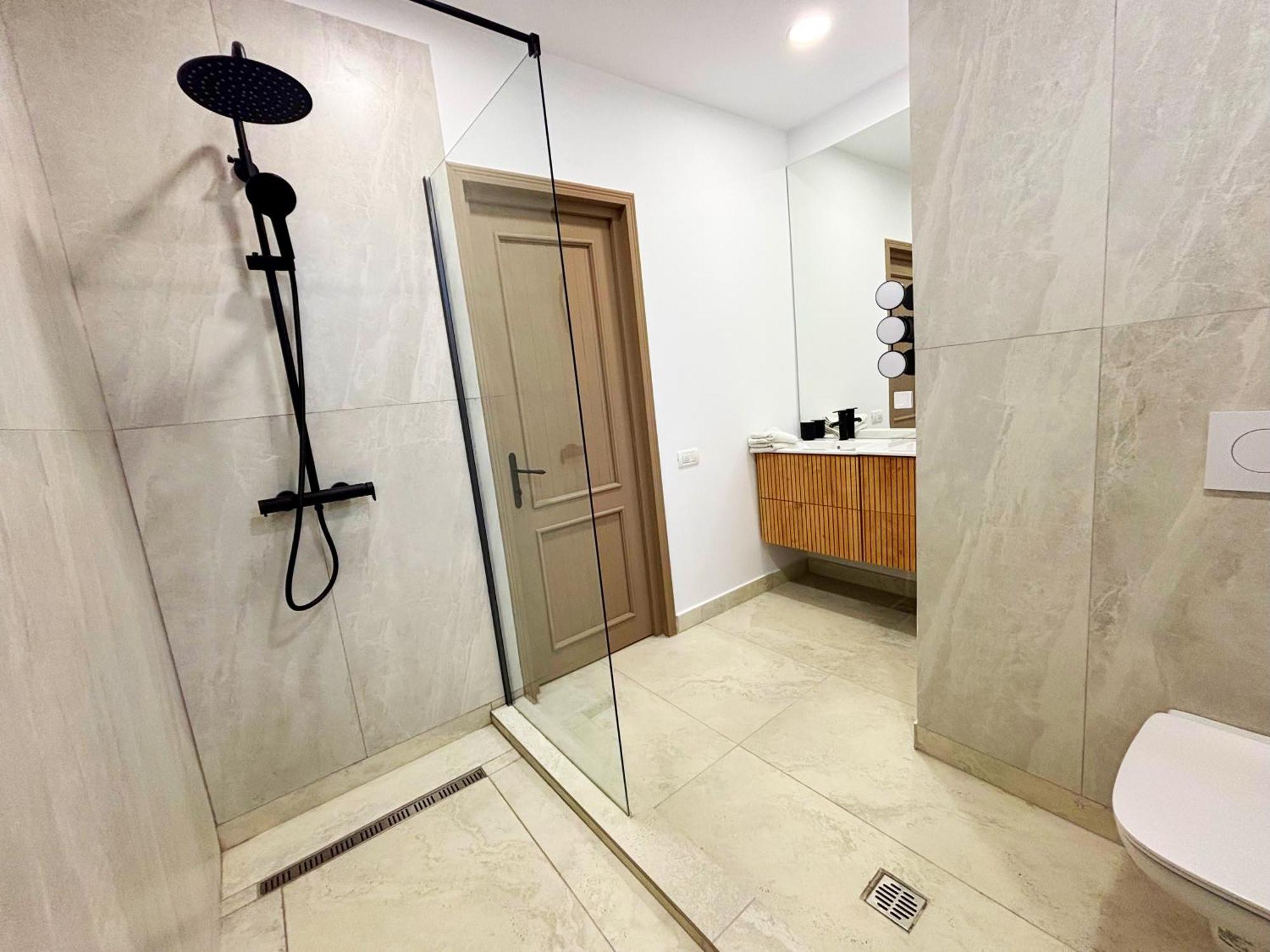 Vila A&B บูคาเรสต์ ภายนอก รูปภาพ