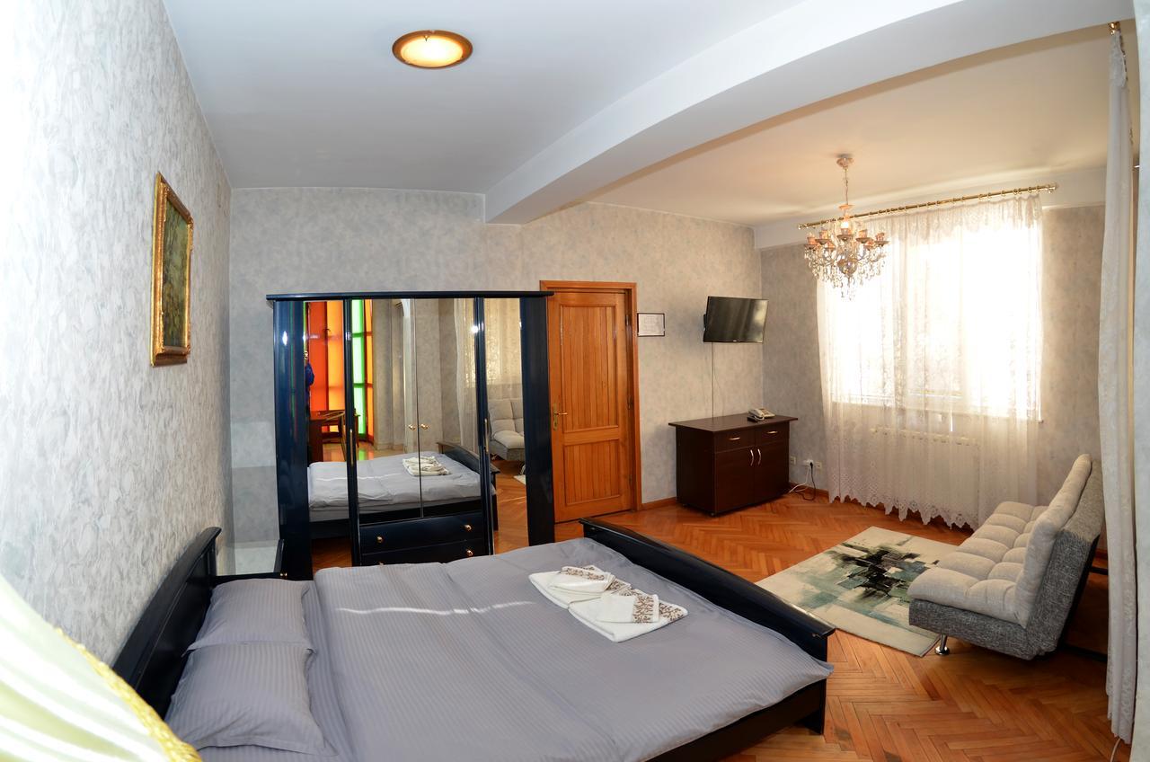 Vila A&B บูคาเรสต์ ภายนอก รูปภาพ