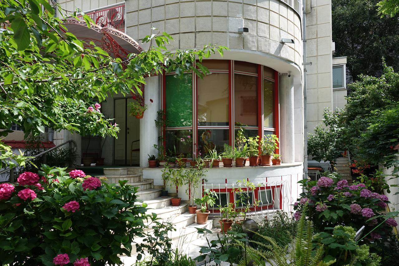 Vila A&B บูคาเรสต์ ภายนอก รูปภาพ